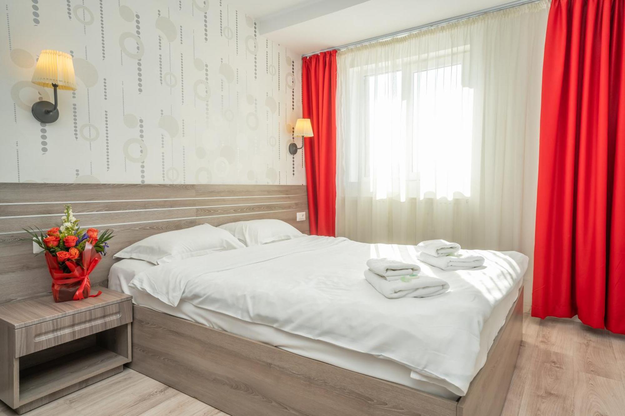 Hotel Liad City Center ブカレスト エクステリア 写真
